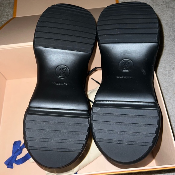 LOUIS VUITTON ARCHLIGHT LV SNEAKERS - Picture 5 of 6